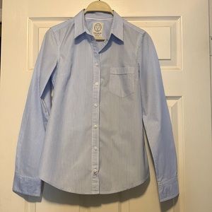 Aritzia Women's Talula Classic Fit Blue Striped Button-Up Shirt